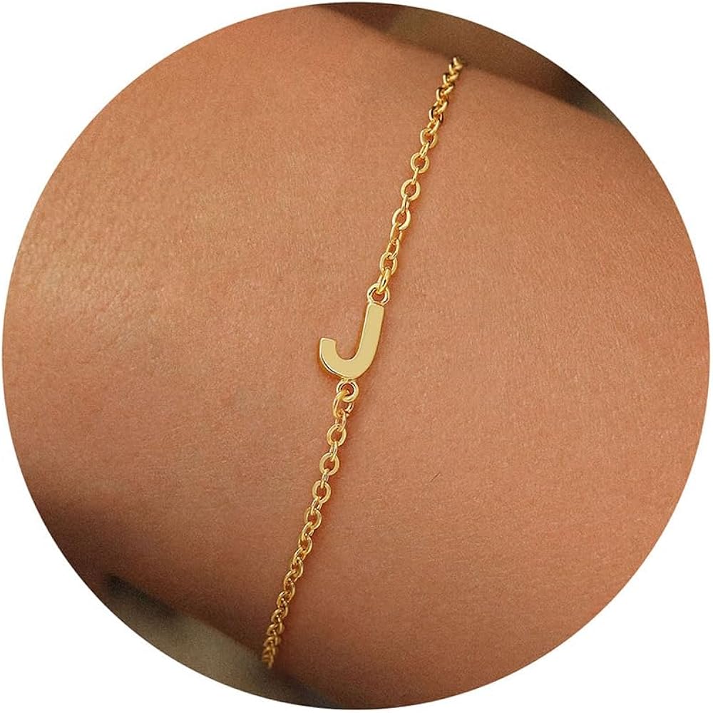 Turandoss Gold Initial Bracelets for Girls Women Jewelry Gifts - 18k Gold/Silver Plated Letter Initial Bracelet Dainty Gold Bracelets for Women Initial Bracelets for Teen Girls Gifts Trendy Stuff